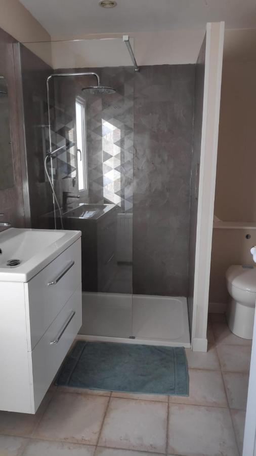 Conlie Chambre Privee Tout Confort المظهر الخارجي الصورة
